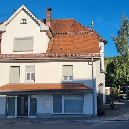 Nguyen Le 3 Schlafzimmer, 7 Bette,dusche, 2 Wc , Kueche Ab 2 Uebernachtungen